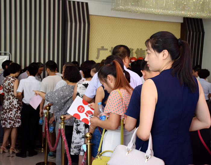 喜報(bào)！捷報(bào)！一經(jīng)推出即成隴南商業(yè)傳奇！