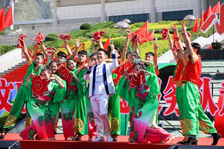 2019武都花椒產(chǎn)銷對(duì)接(電商)洽談會(huì)在階州廣場(chǎng)隆重開幕~