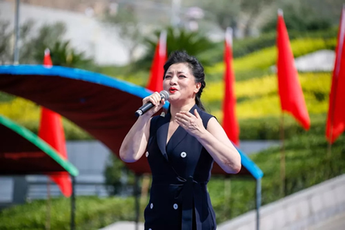 2019武都花椒產(chǎn)銷對(duì)接(電商)洽談會(huì)在階州廣場(chǎng)隆重開幕~